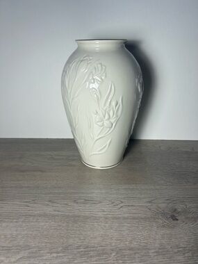 Lenox Cream Embossed Ceramic Vase